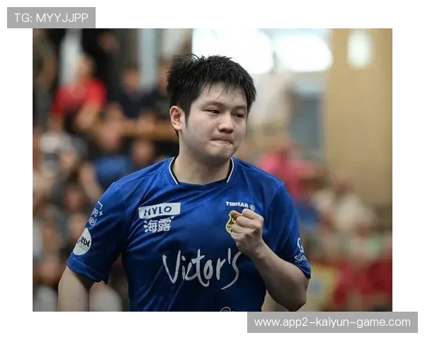 首秀亮相德国杯！樊振东红衣登场尽显王者气场，樊振东德国队